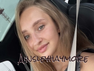 Ainsleyhaymore