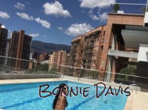 Bonnie_Davis