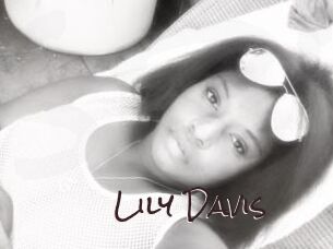 Lily_Davis