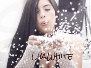 LyaWhite