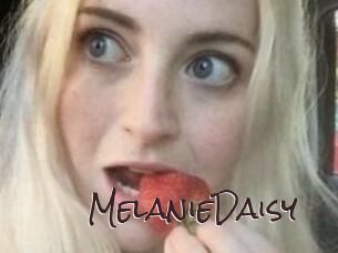 Melanie_Daisy