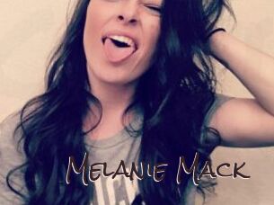 Melanie_Mack