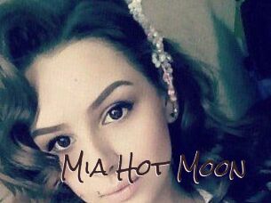 Mia_Hot_Moon