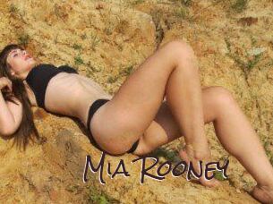 Mia_Rooney