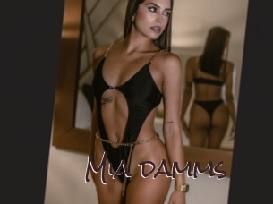 Mia_damms