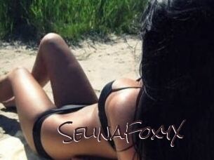 SelinaFoxyX