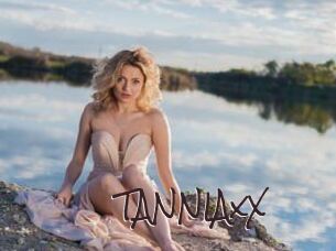 TANNIAxX