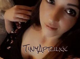 TinyAprilxx