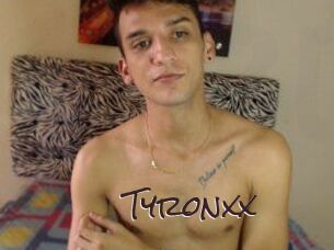 Tyronxx